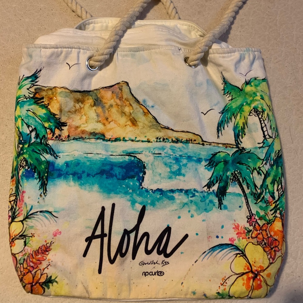 Rip curl and goldfish kiss collaboration tote bag